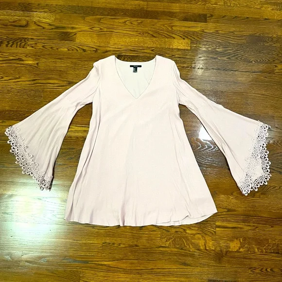 Forever 21 | Dresses | Longsleeve Shift Dress W Bell Sleeve And Partially  Open Back | Poshmark